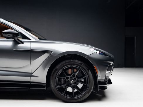 Used 2023 Aston Martin DBX 707 image 38
