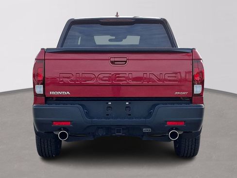 Used 2024 Honda Ridgeline Sport image 5