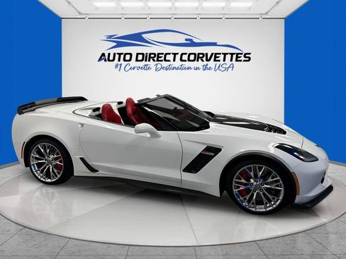 Used 2015 Chevrolet Corvette Z06 w/ 3LZ Preferred Equipment Group RWD image 5