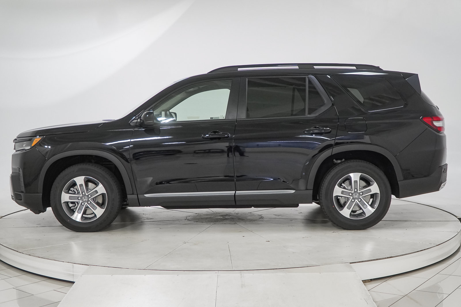 New 2026 Honda Pilot EX-L image 5