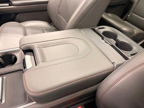 Used 2025 Ford Expedition Max Active image 40