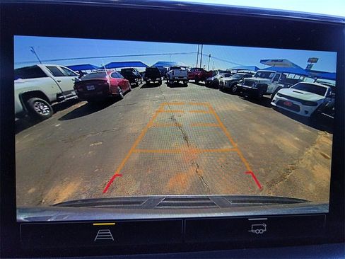 Used 2022 Chevrolet Suburban Premier image 14