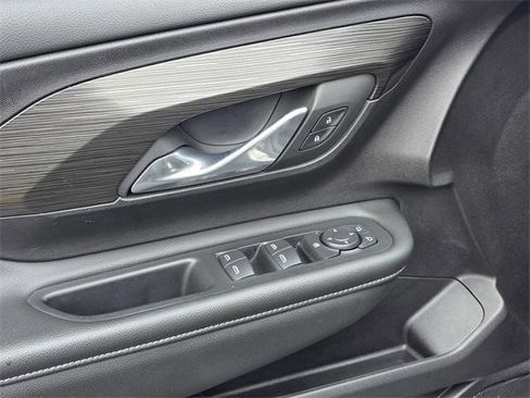 Certified 2024 GMC Terrain SLE image 12