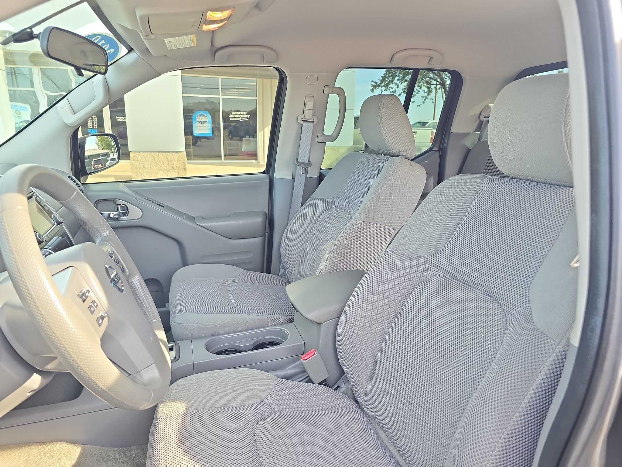 Used 2018 Nissan Frontier SV RWD image 13