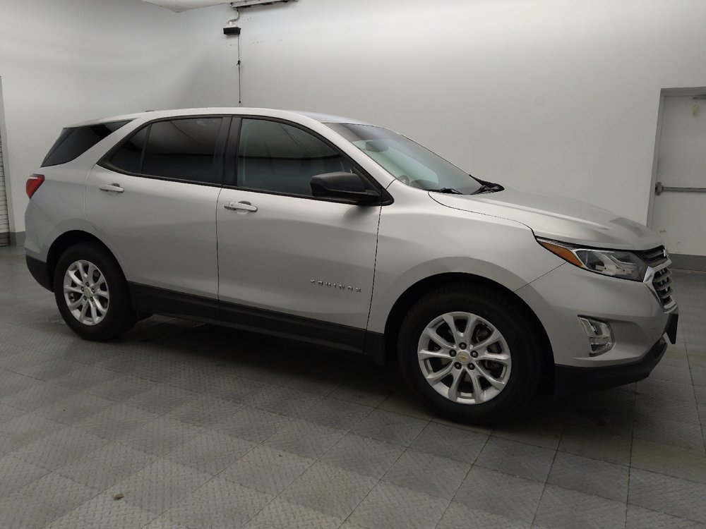 Used 2018 Chevrolet Equinox LS FWD image 11