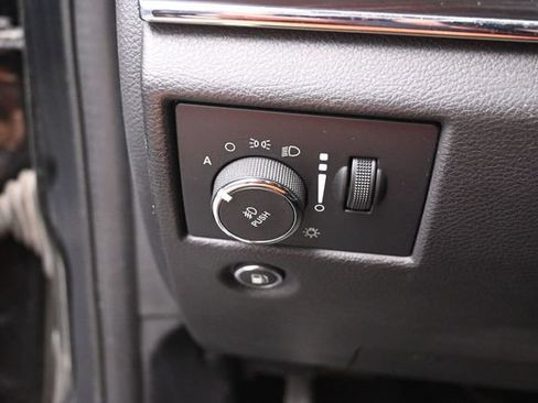 Used 2021 Jeep Grand Cherokee Limited w/ Trailer Tow Group IV AWD/4WD image 19