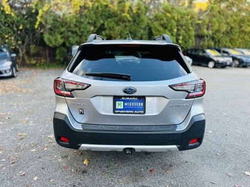 Used 2025 Subaru Outback Limited image 7