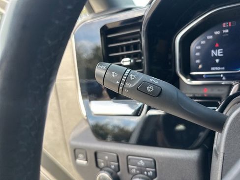 Used 2024 Chevrolet Silverado 2500 LT image 13