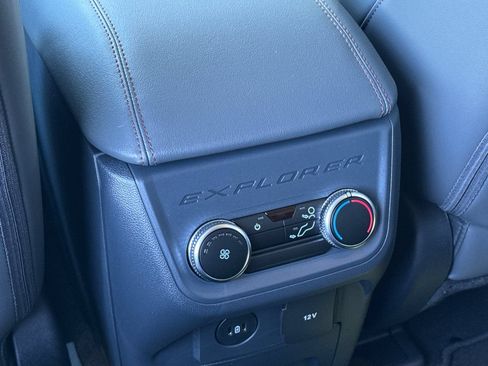 New 2026 Ford Explorer Active w/ Active Comfort Package AWD/4WD image 16