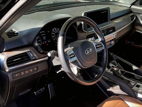 Used 2021 Kia Telluride SX w/ SX Prestige Package image 18