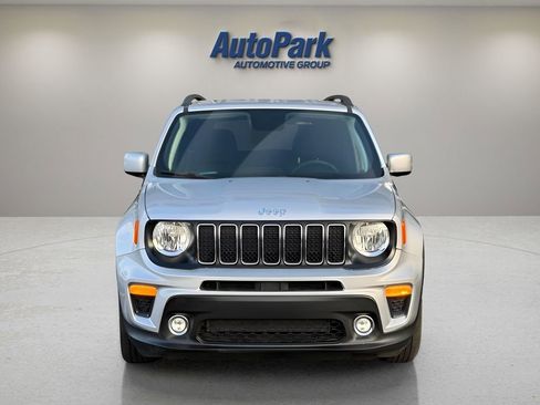 Used 2020 Jeep Renegade Latitude image 2