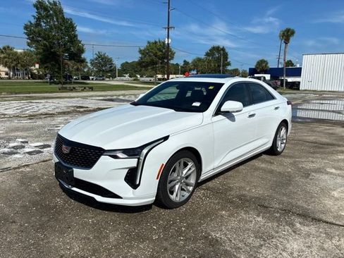 Used 2022 Cadillac CT4 Luxury w/ Sun And Sound Package RWD image 7
