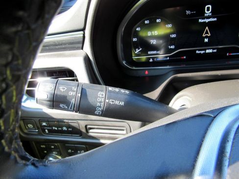 Used 2023 GMC Yukon SLT image 22