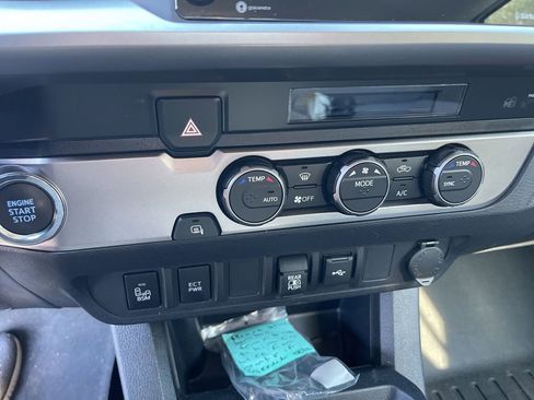 Used 2023 Toyota Tacoma SR5 w/ Technology Package image 14