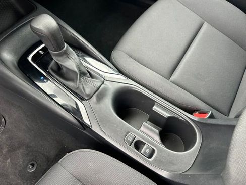 Used 2024 Toyota Corolla LE FWD image 26