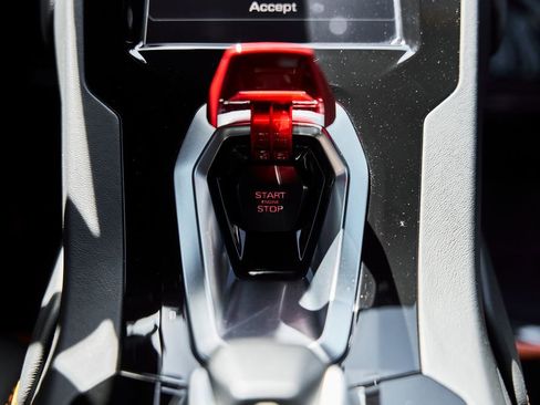 Used 2020 Lamborghini Huracan EVO AWD/4WD image 60