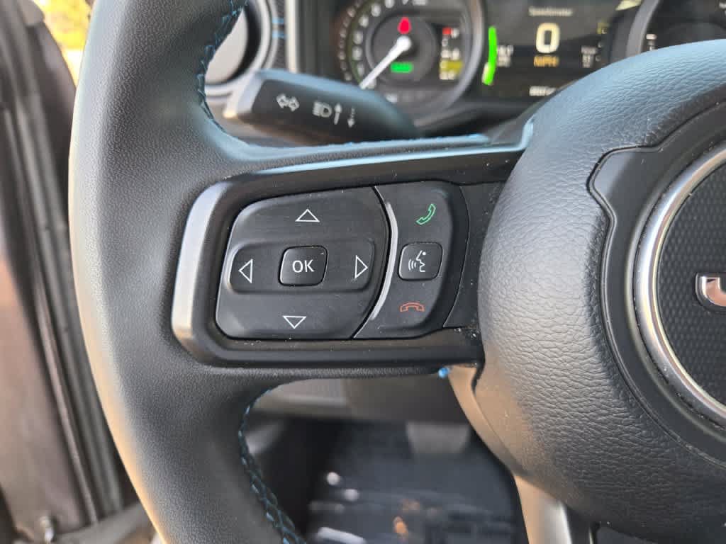 Used 2024 Jeep Wrangler Unlimited Rubicon 4xe AWD/4WD image 21