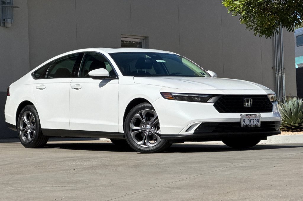 Certified 2023 Honda Accord EX image 2