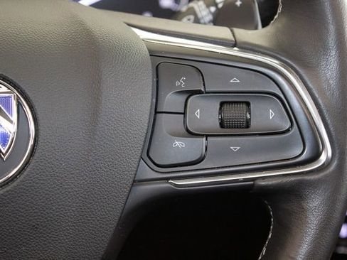 Used 2023 Buick Envision Avenir image 25