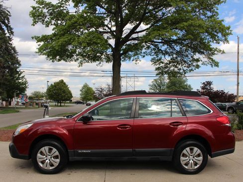 Used 2014 Subaru Outback 2.5i AWD/4WD image 6