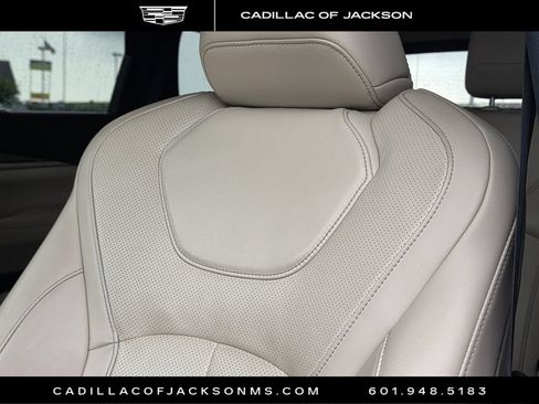 Used 2023 INFINITI QX60 Luxe w/ Cargo Package AWD/4WD image 22