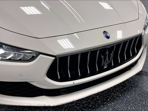 Used 2019 Maserati Ghibli RWD image 29