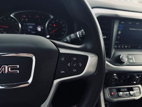 Used 2023 GMC Acadia SLE w/ Driver Convenience Package image 29