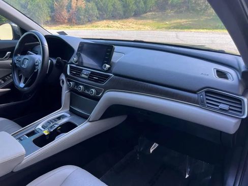 Used 2019 Honda Accord EX-L image 16
