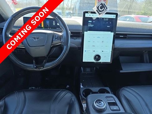 Used 2021 Ford Mustang Mach-E Premium image 6