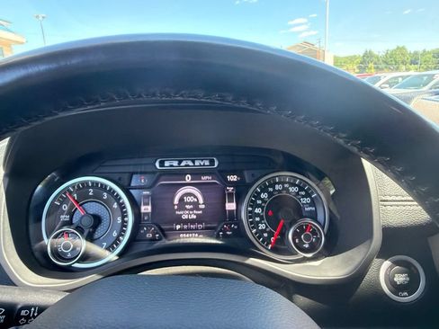 Used 2022 RAM 1500 Laramie AWD/4WD image 25