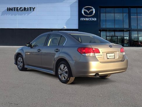 Used 2011 Subaru Legacy 2.5i image 4