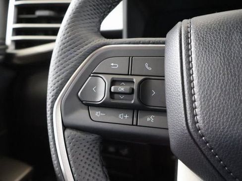 New 2026 Toyota Tundra Limited AWD/4WD image 18