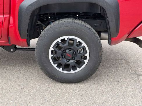 Used 2024 Toyota Tacoma TRD Off-Road AWD/4WD image 13