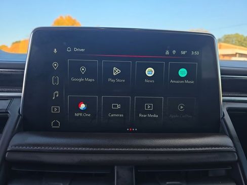 Used 2022 GMC Yukon SLT w/ SLT Premium Package image 22