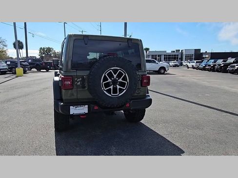 New 2026 Jeep Wrangler Unlimited Rubicon AWD/4WD image 30