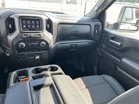 Used 2024 Chevrolet Silverado 2500 Custom w/ Custom Value Package AWD/4WD image 26