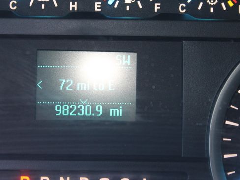 Used 2017 Ford F150 XLT image 18