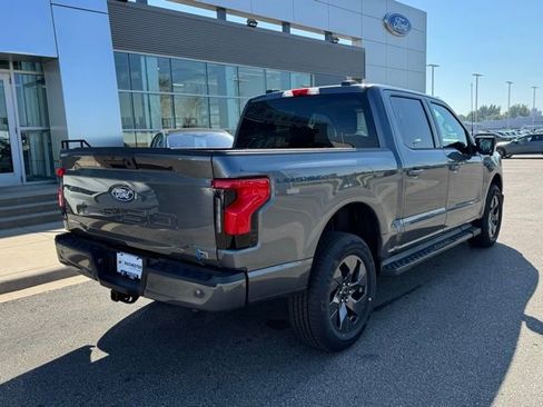 New 2025 Ford F150 Lightning Flash AWD/4WD image 33