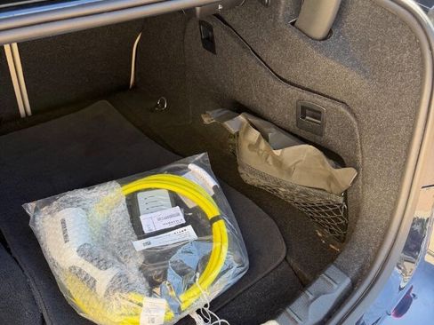 Used 2017 BMW 330e 330e iPerformance 4dr Sedan image 22