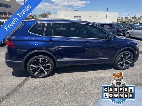 Certified 2024 Volkswagen Tiguan SEL R-Line AWD/4WD image 3