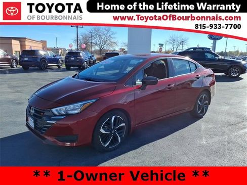 Used 2024 Nissan Versa SR w/ Trunk Package image 8