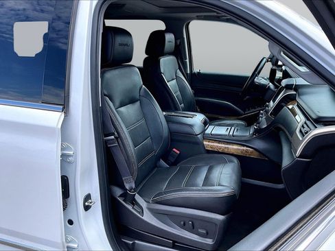 Used 2016 GMC Yukon Denali w/ Open Road Package AWD/4WD image 7