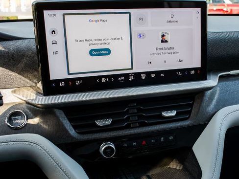 Certified 2025 Ford Explorer Platinum w/ Ultimate Package image 21