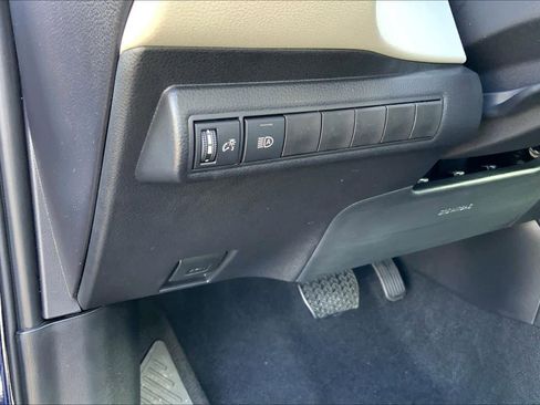 New 2026 Toyota Corolla LE image 19