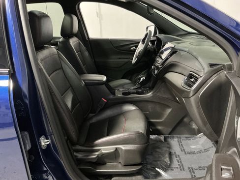 Used 2022 Chevrolet Equinox RS w/ RS Leather Package image 35