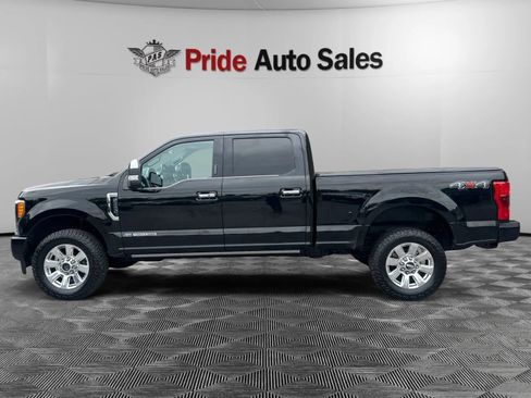 Used 2018 Ford F250 Platinum AWD/4WD image 4