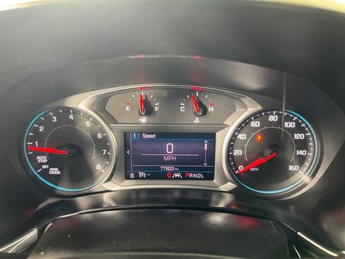 Used 2020 Chevrolet Equinox LT FWD image 16