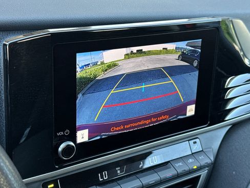 Used 2025 Toyota Camry LE FWD image 19