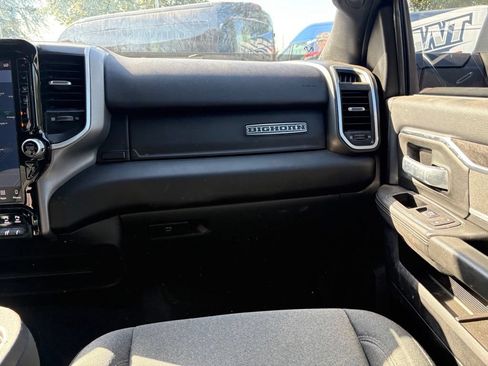 Certified 2024 RAM 2500 Big Horn w/ Sport Appearance Package AWD/4WD image 8