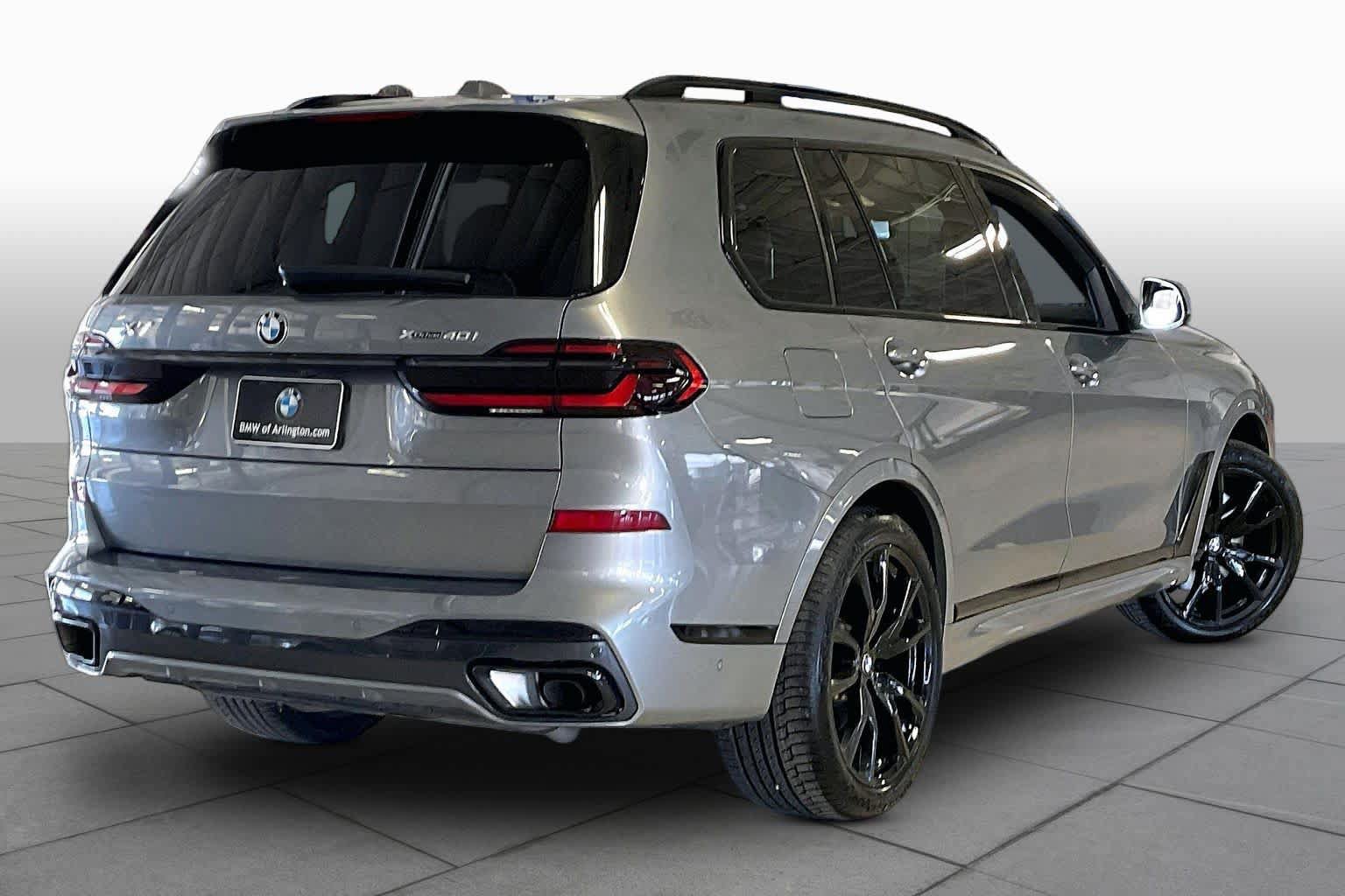 Used 2024 BMW X7 xDrive40i w/ M Sport Package AWD/4WD image 12